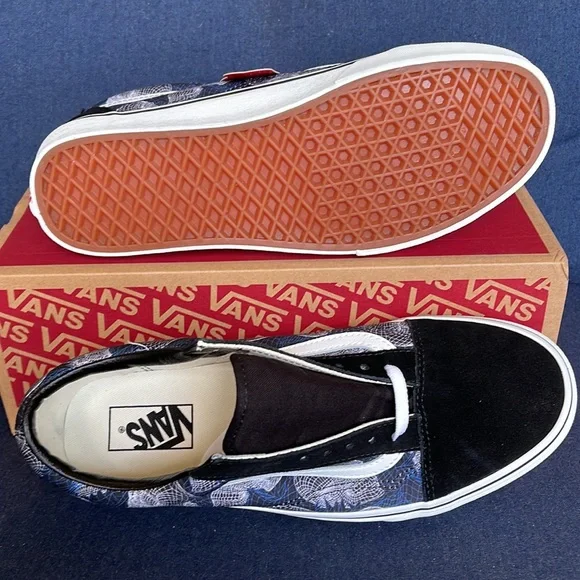 Vans Old Skool Wireframe Skulls Black True White WMNS - Picture 4 of 16